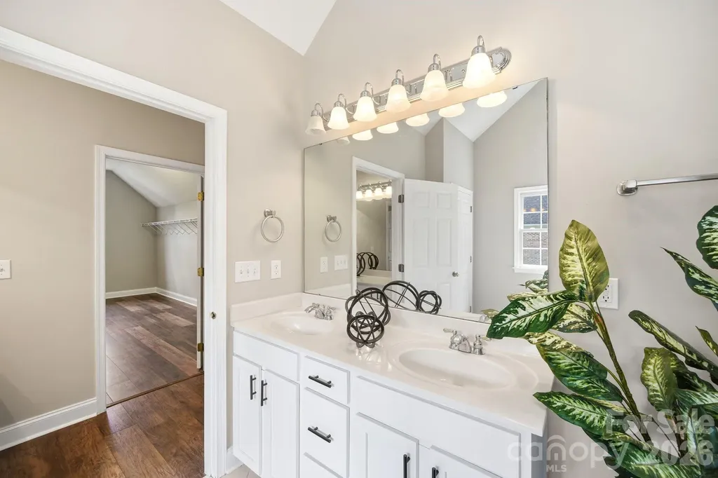 12319 Summer Breeze Court Charlotte NC 28277