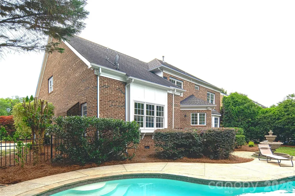 12319 Summer Breeze Court Charlotte NC 28277