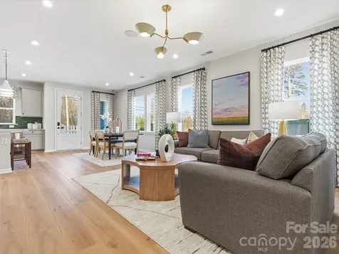 7129 Archimedes Lane Charlotte NC 28216