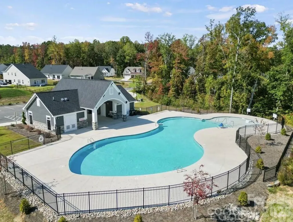 6411 Ludell Lane Charlotte NC 28215