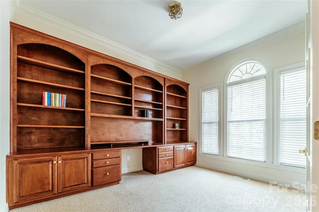 9425 Briarwick Lane Charlotte NC 28277