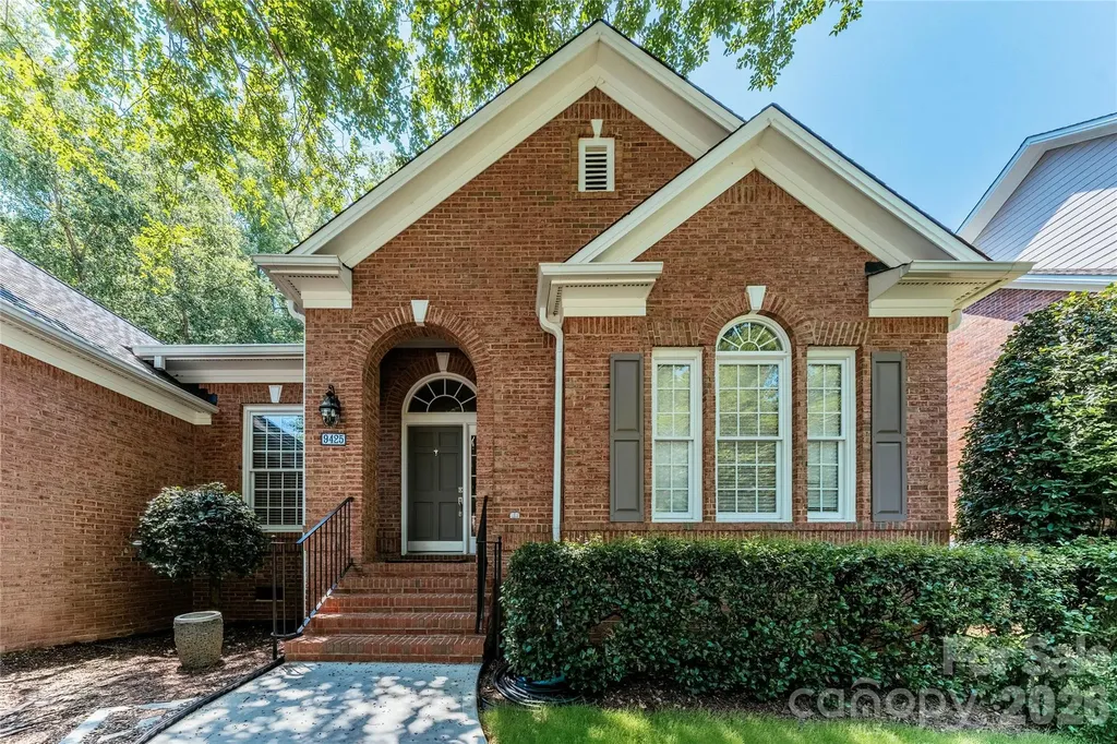 9425 Briarwick Lane Charlotte NC 28277