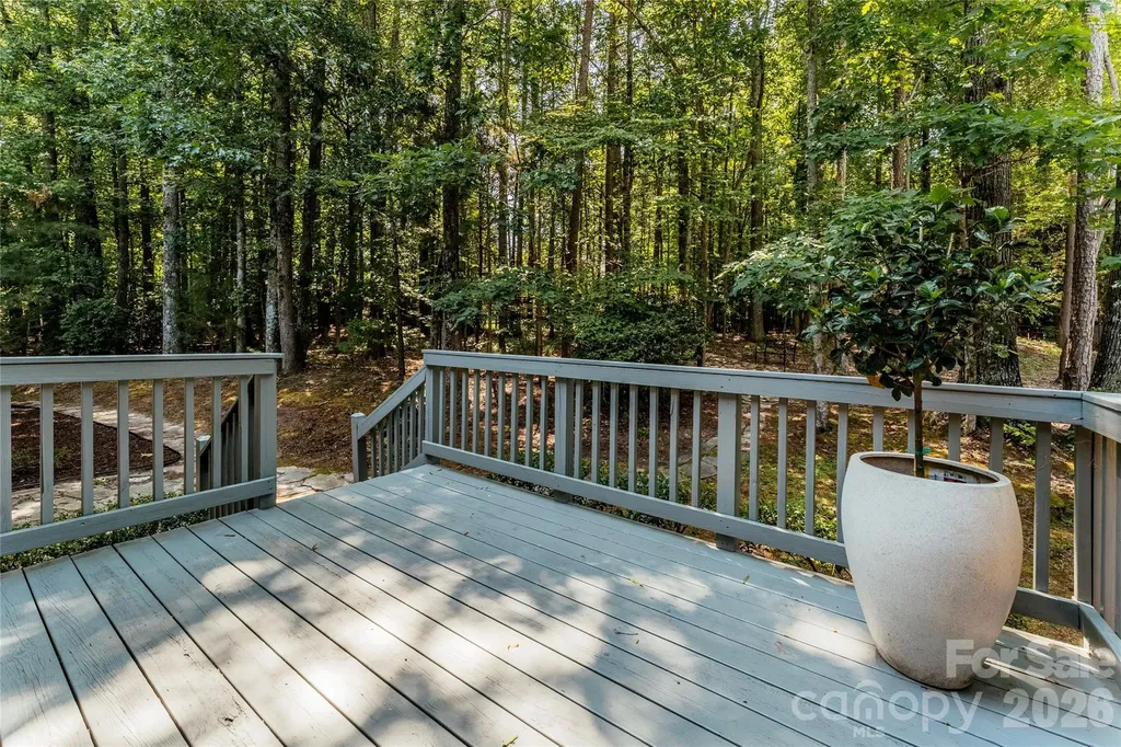9425 Briarwick Lane Charlotte NC 28277