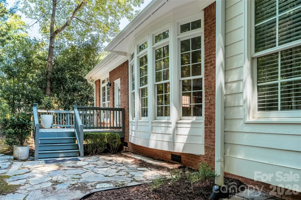 9425 Briarwick Lane Charlotte NC 28277
