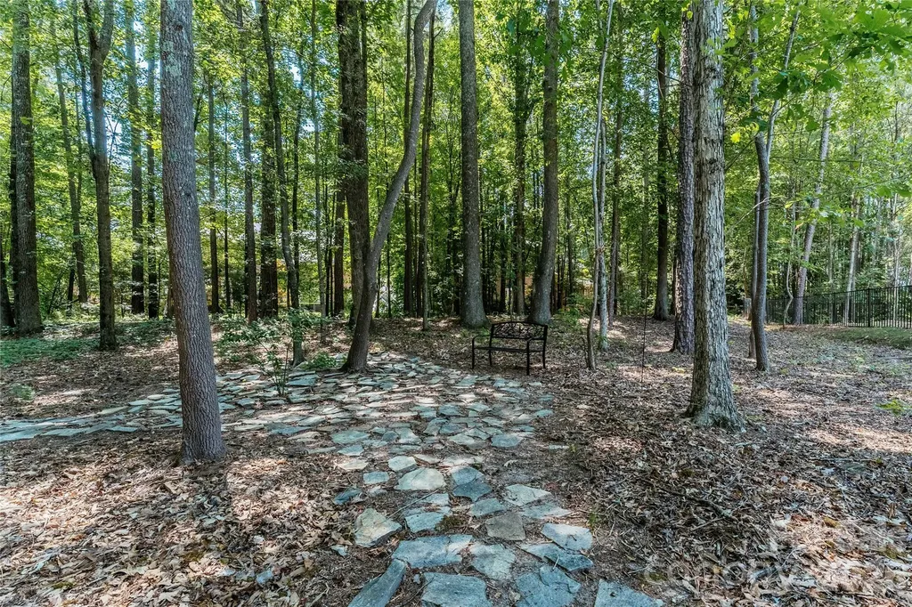 9425 Briarwick Lane Charlotte NC 28277