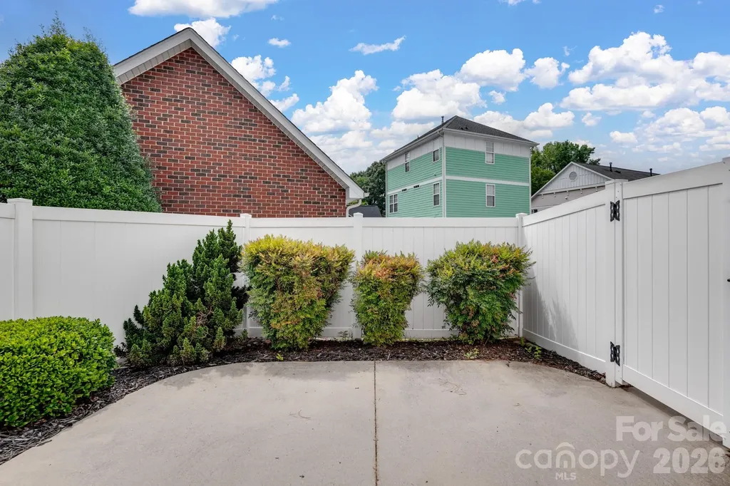 5945 Village Drive NW Concord NC 28027