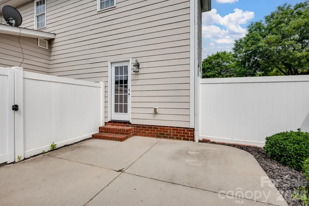 5945 Village Drive NW Concord NC 28027