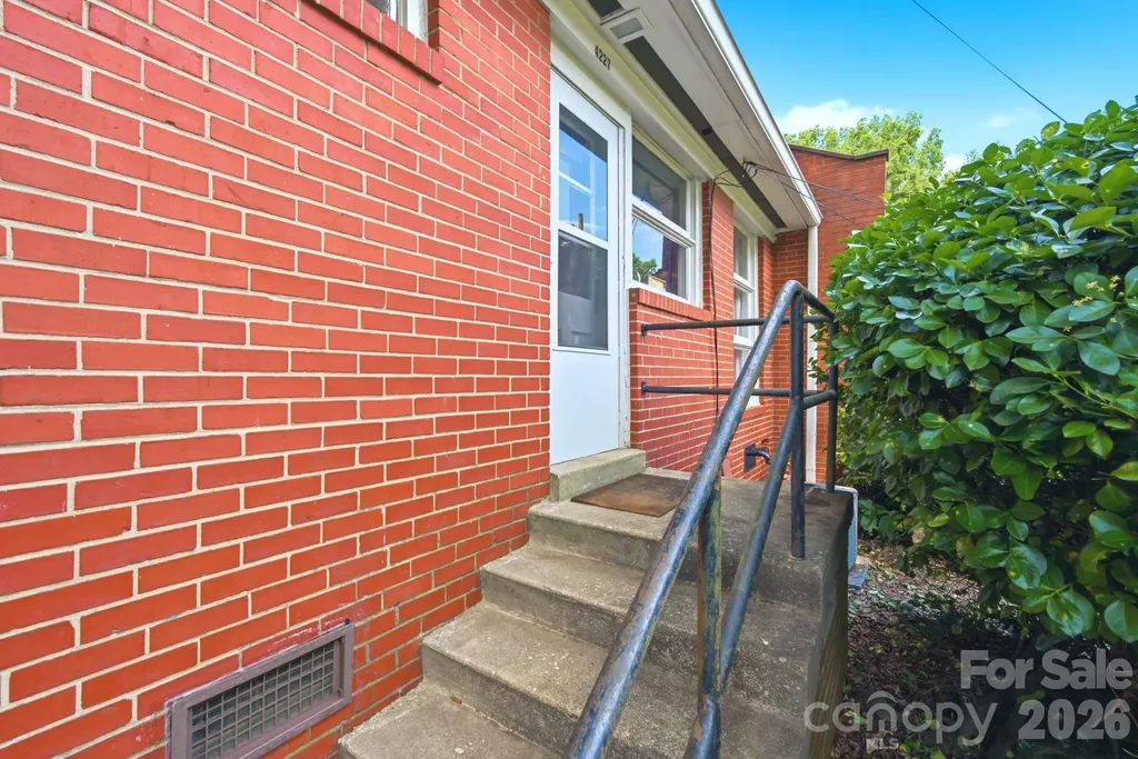 4227 Cheltenham Road Charlotte NC 28211