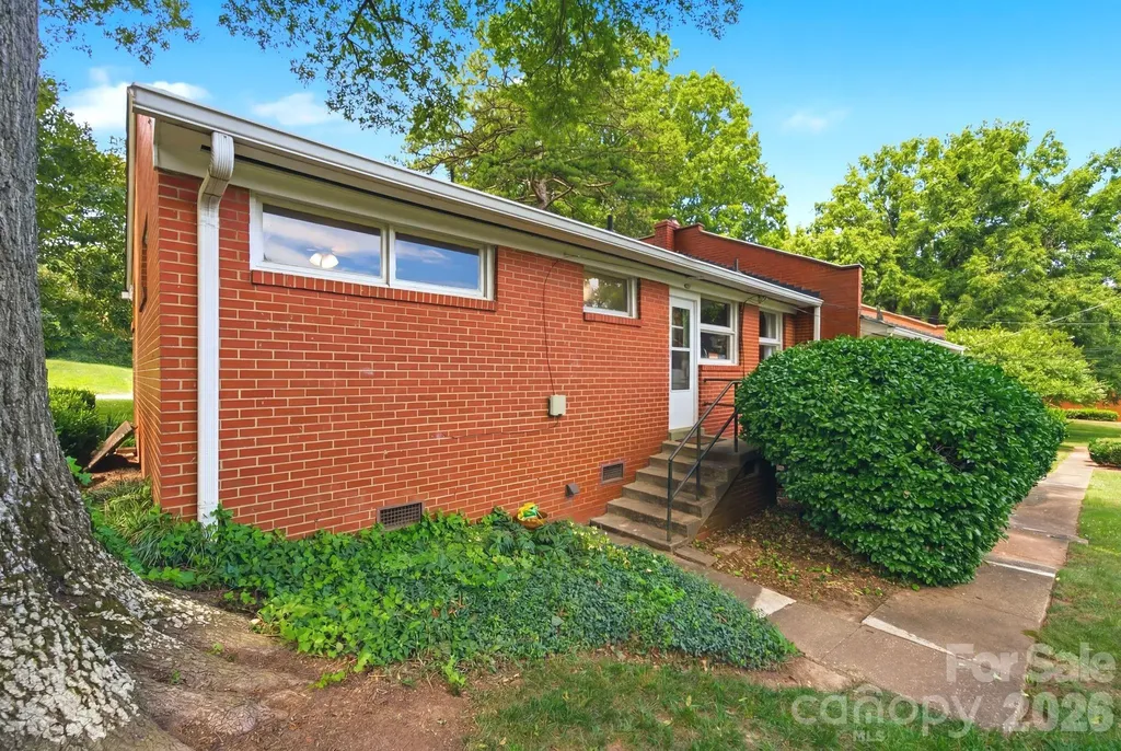 4227 Cheltenham Road Charlotte NC 28211