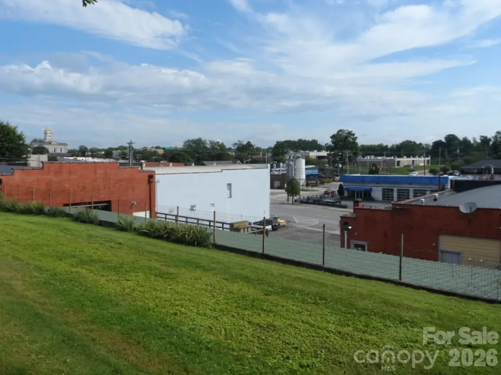 107 W Concord Street Morganton NC 28655