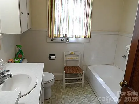 107 W Concord Street Morganton NC 28655