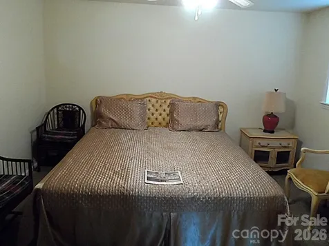 107 W Concord Street Morganton NC 28655