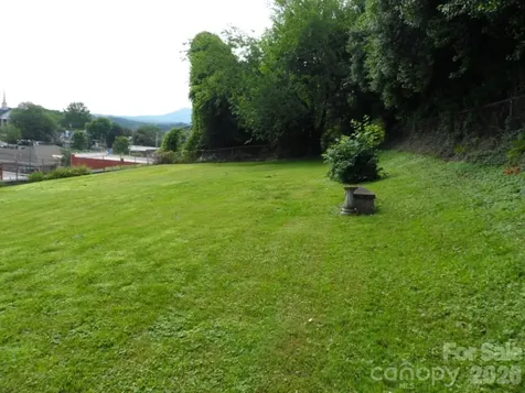 107 W Concord Street Morganton NC 28655