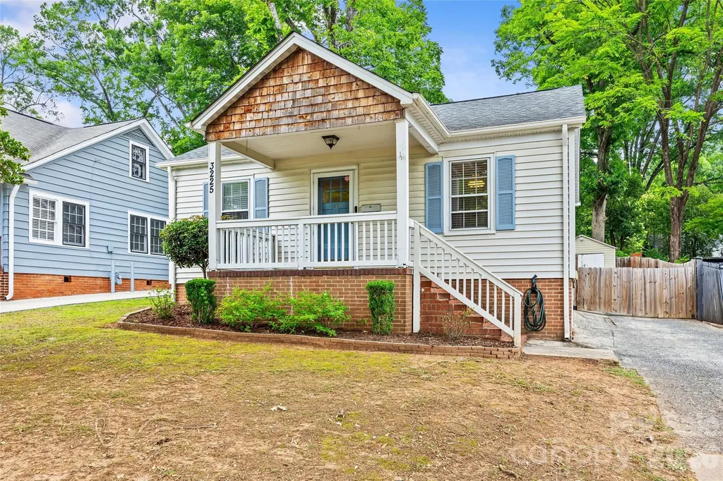 3225 Commonwealth Avenue Charlotte NC 28205
