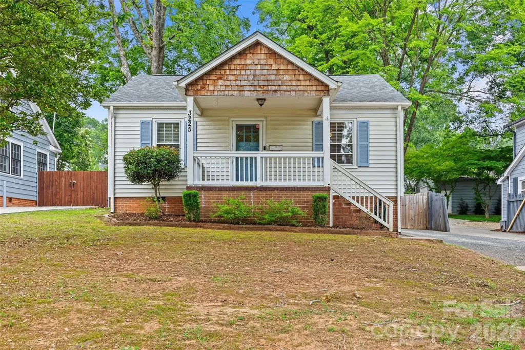 3225 Commonwealth Avenue Charlotte NC 28205