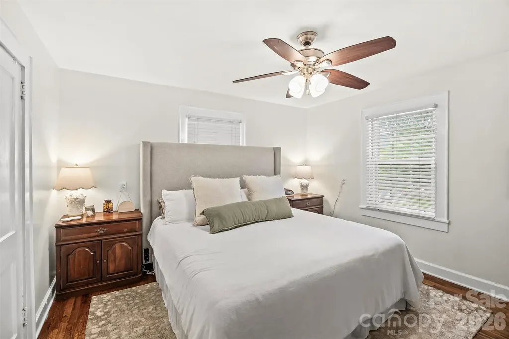 3225 Commonwealth Avenue Charlotte NC 28205