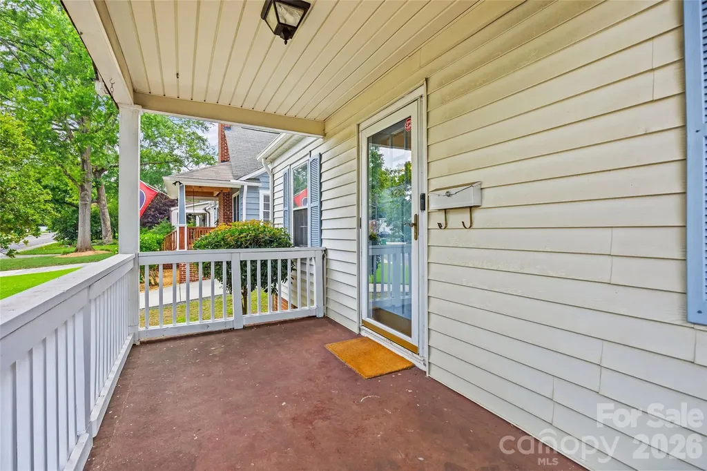 3225 Commonwealth Avenue Charlotte NC 28205