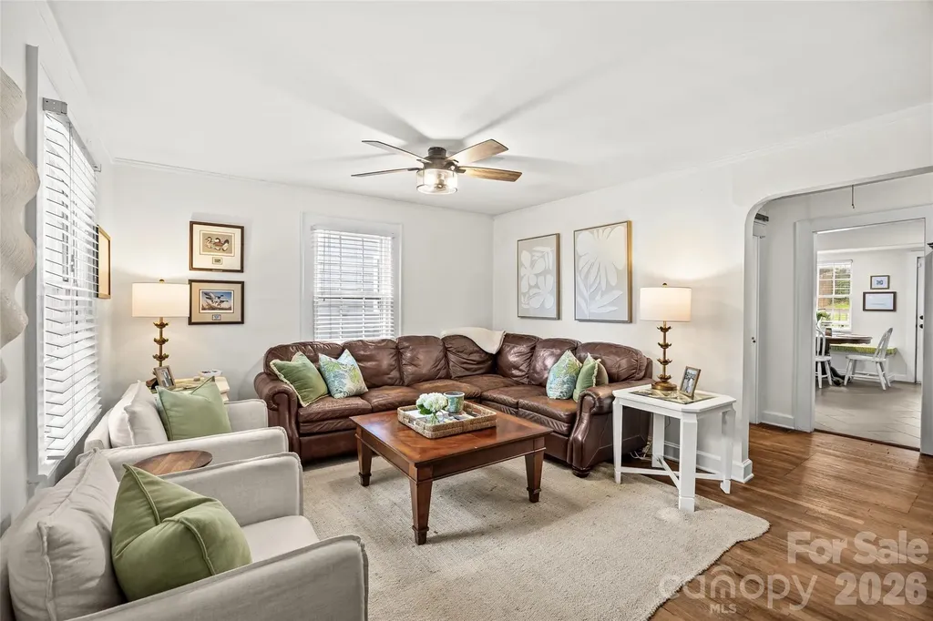 3225 Commonwealth Avenue Charlotte NC 28205