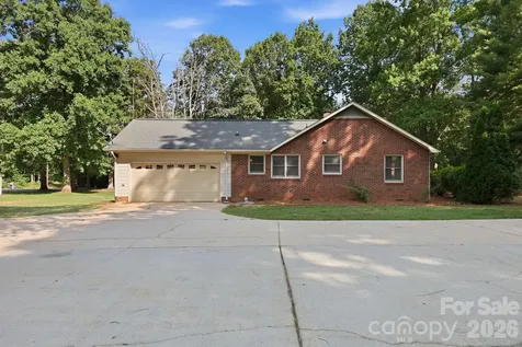 41 Old Farm Road Salisbury NC 28147