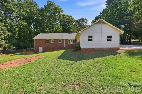 41 Old Farm Road Salisbury NC 28147