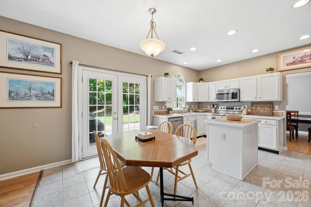 8918 Magennis Grove Court Charlotte NC 28216