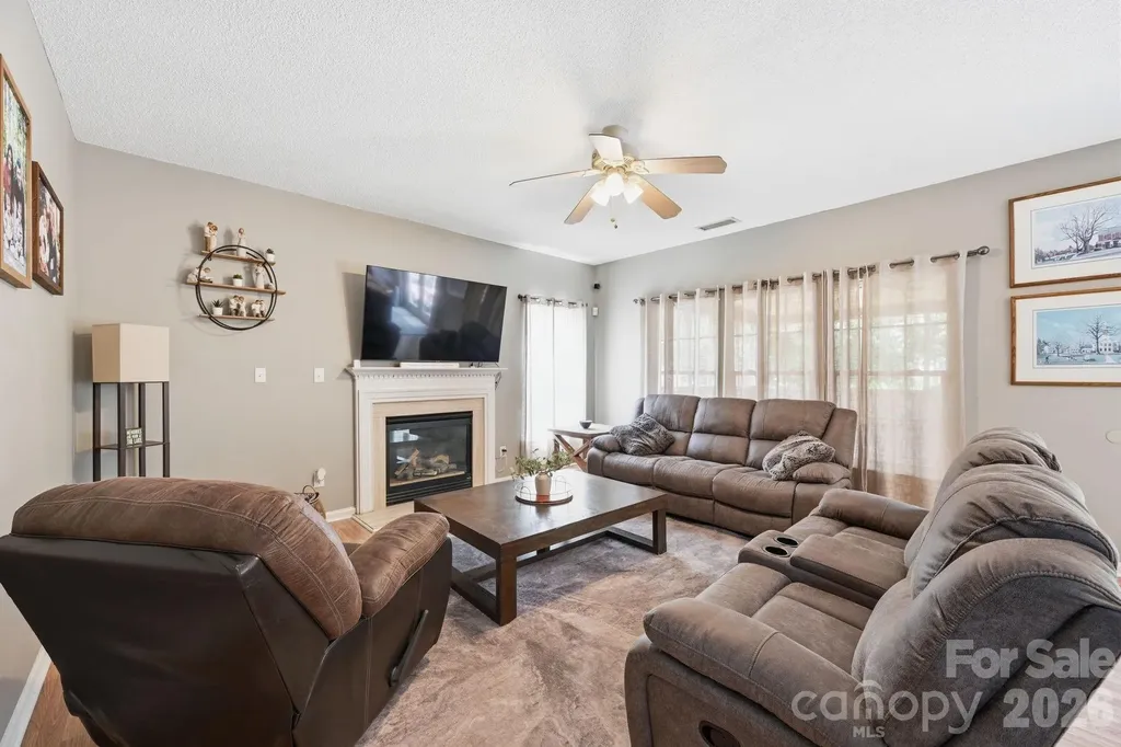 8918 Magennis Grove Court Charlotte NC 28216