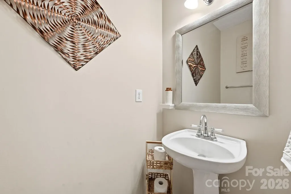 8918 Magennis Grove Court Charlotte NC 28216