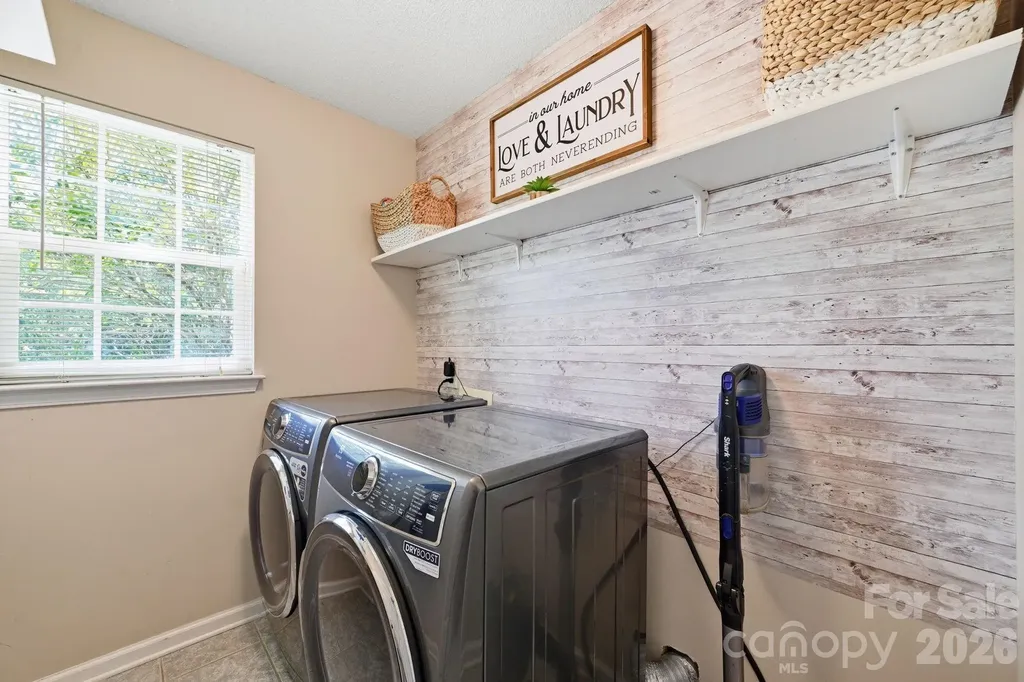 8918 Magennis Grove Court Charlotte NC 28216
