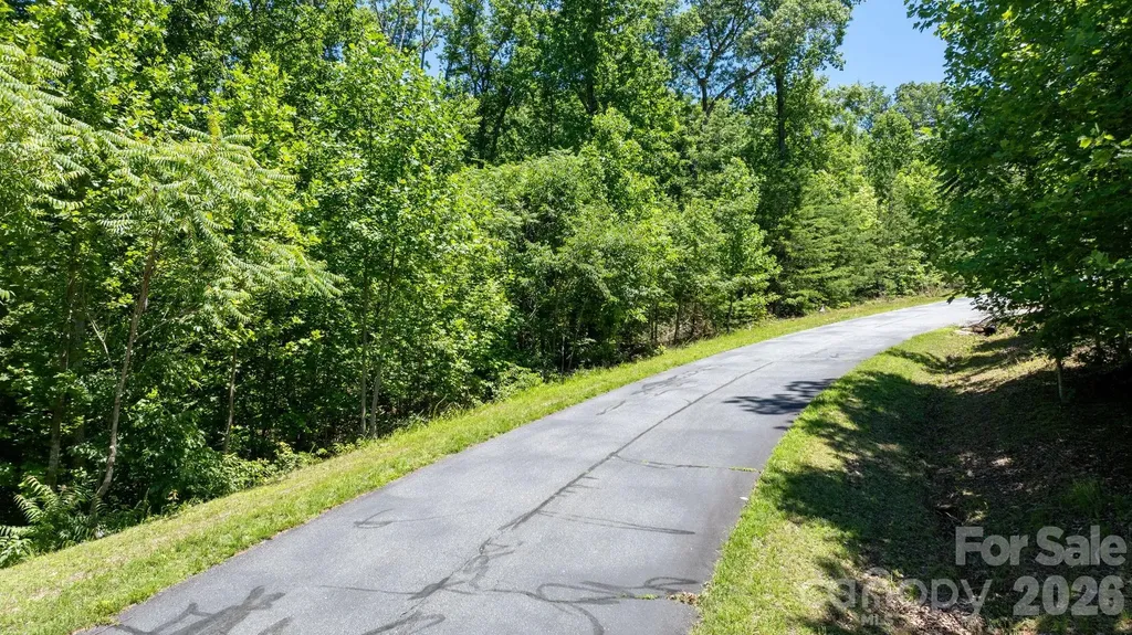 108 Mountain Brook Trail Nebo NC 28761