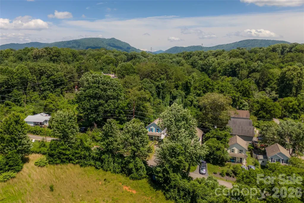 7 Dogwood Lane Asheville NC 28803