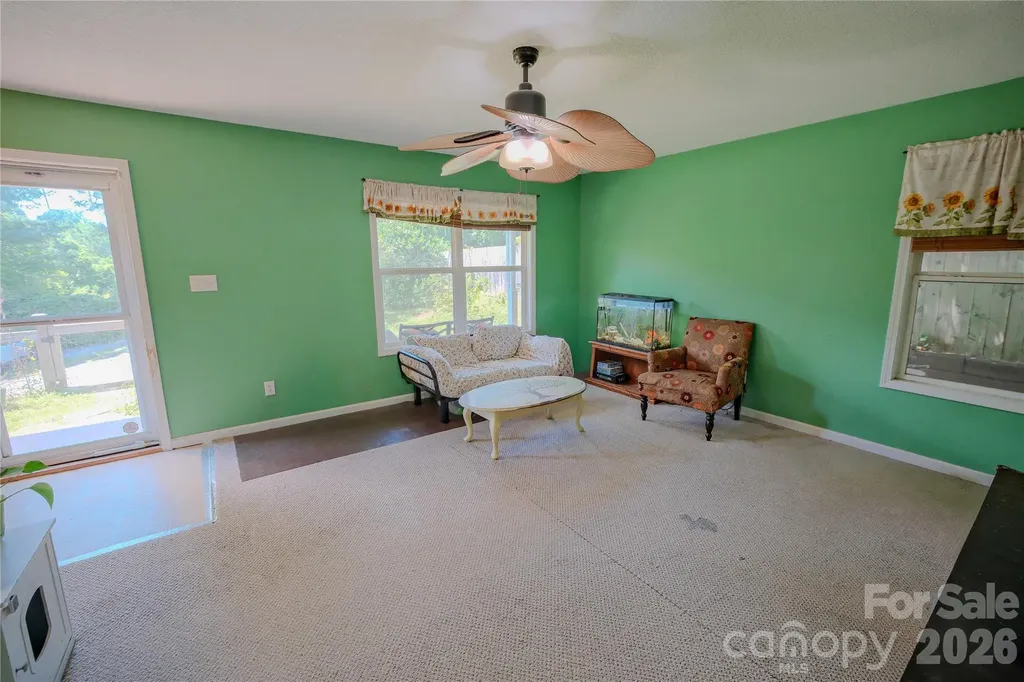 7 Dogwood Lane Asheville NC 28803