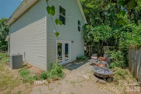 7 Dogwood Lane Asheville NC 28803