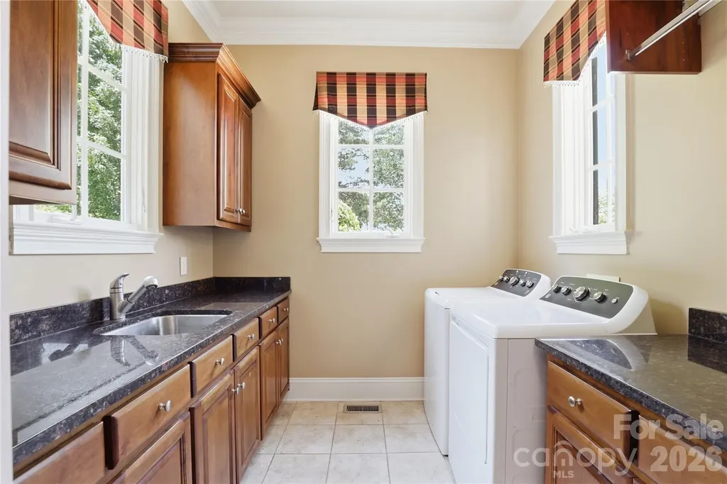 161 Cape Cod Way Mooresville NC 28117