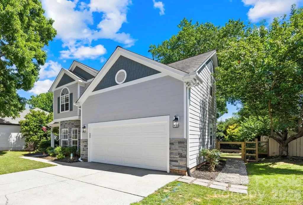 141 Ashford Hollow Lane Mooresville NC 28117