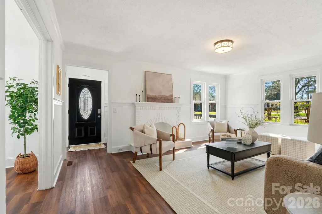 4 Elliott Drive Thomasville NC 27360