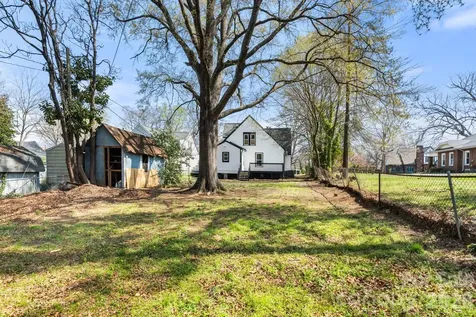 4 Elliott Drive Thomasville NC 27360