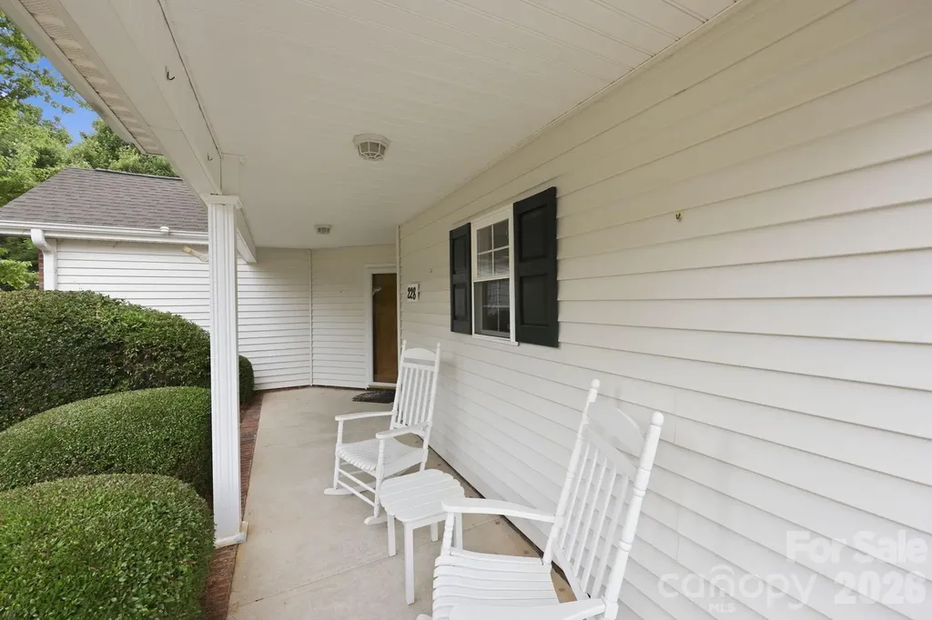 228 Oak Village Parkway Mooresville NC 28117