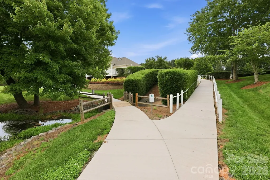228 Oak Village Parkway Mooresville NC 28117