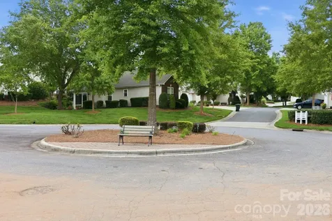 228 Oak Village Parkway Mooresville NC 28117