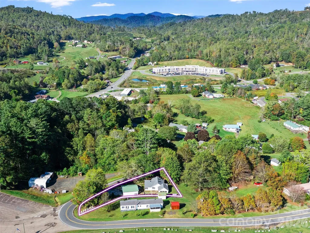 370 Bear Creek Church Road Bakersville NC 28705