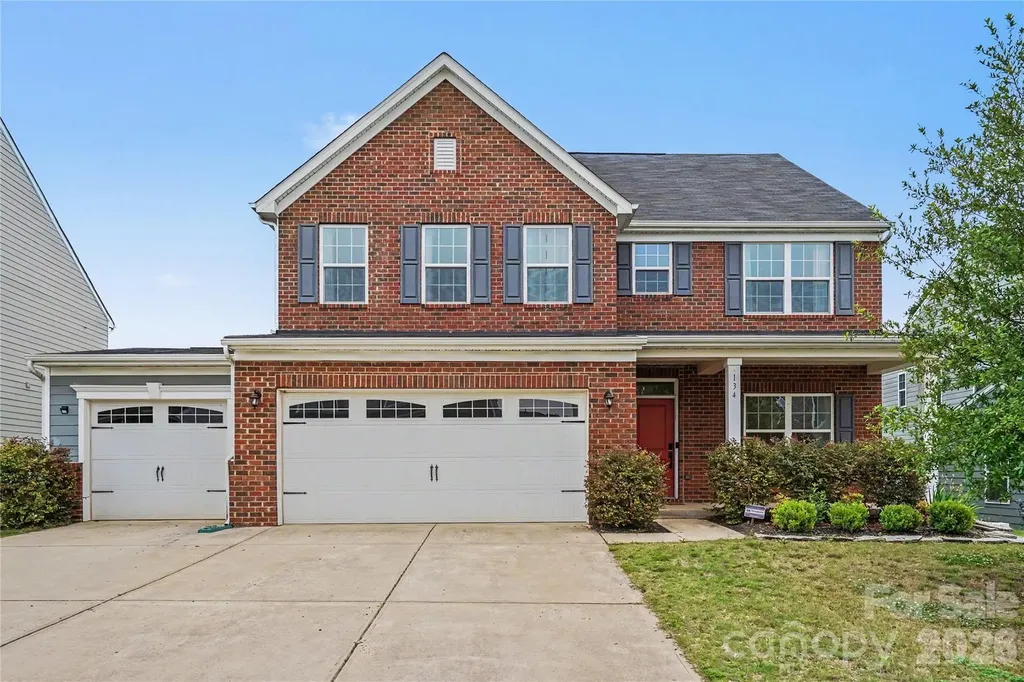 Mooresville NC, 134 Tetcott Street