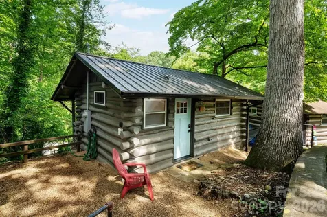 16 Cottage Drive Asheville NC 28805