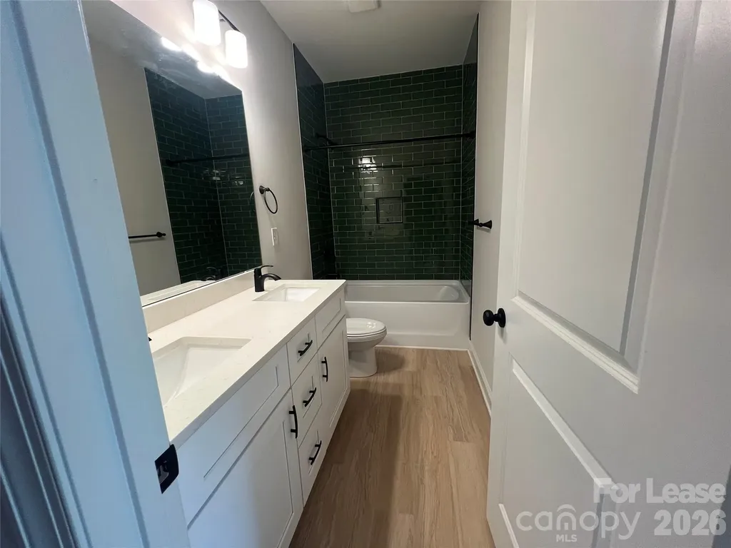 4328 Woodwind Street Charlotte NC 28213