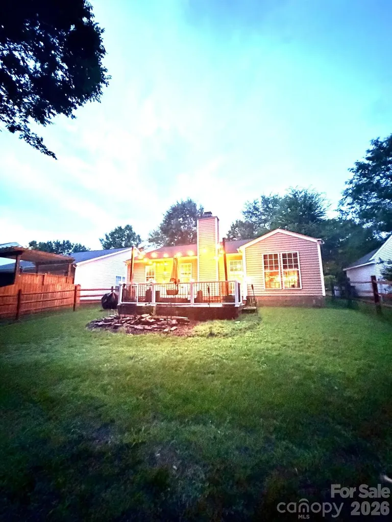 4313 Bubbling Brook Court Charlotte NC 28278