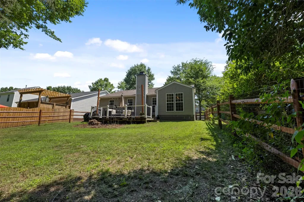4313 Bubbling Brook Court Charlotte NC 28278