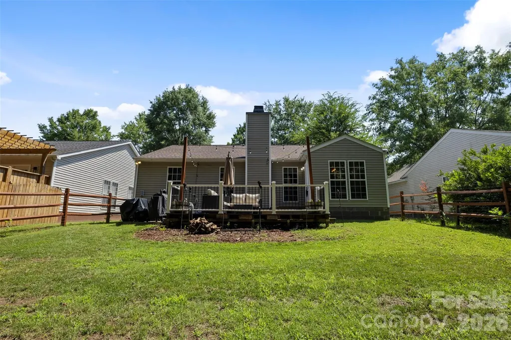 4313 Bubbling Brook Court Charlotte NC 28278