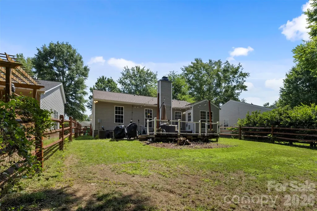 4313 Bubbling Brook Court Charlotte NC 28278