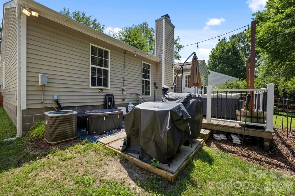 4313 Bubbling Brook Court Charlotte NC 28278