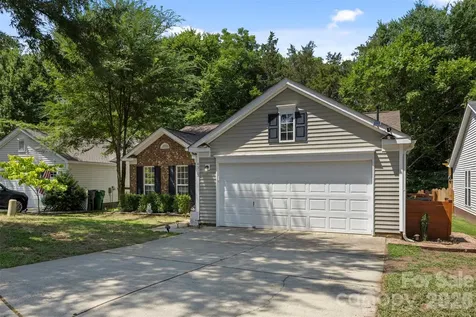 4313 Bubbling Brook Court Charlotte NC 28278