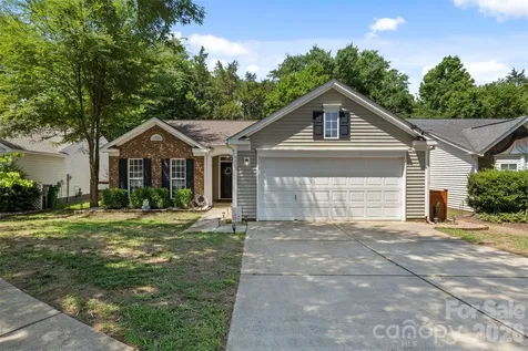 4313 Bubbling Brook Court Charlotte NC 28278
